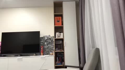 Nikole online show from 01-12-26, 04:12