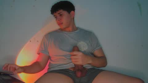 Andres online show from 05-26-26, 04:52