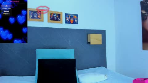 Andrea online show from 04-10-26, 12:21