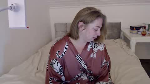 Andorphin online show from 10-19-25, 08:04