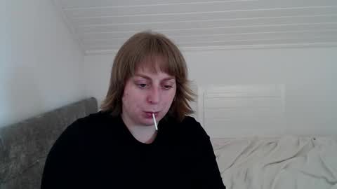 Snapshot of andorphina chatting on 03-19-26, 11:14 Andorphin online show from 03-19-26, 11:14
