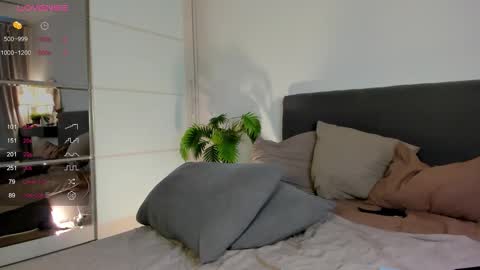 Snapshot of andracura chatting on 02-20-26, 01:44 Adriana online show from 02-20-26, 01:44