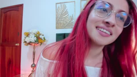 Andra Cyrus online show from 01-10-25, 05:34