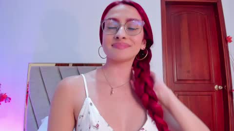 Andra Cyrus online show from 01-11-25, 03:09