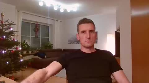 Snapshot of andre029 chatting on 12-25-24, 08:17 Name online show from 12-25-24, 08:17