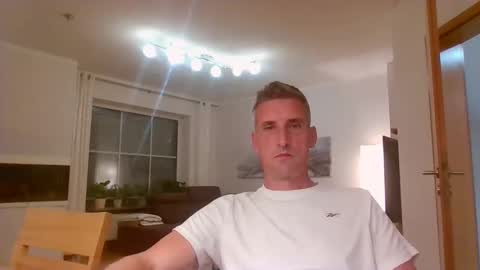 Snapshot of andre029 chatting on 09-21-25, 08:21 Name online show from 09-21-25, 08:21