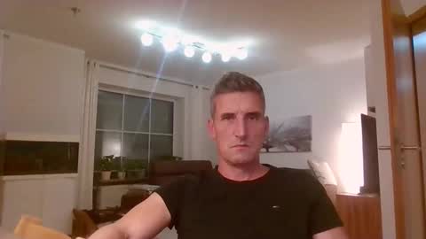 Snapshot of andre029 chatting on 09-30-25, 08:25 Name online show from 09-30-25, 08:25