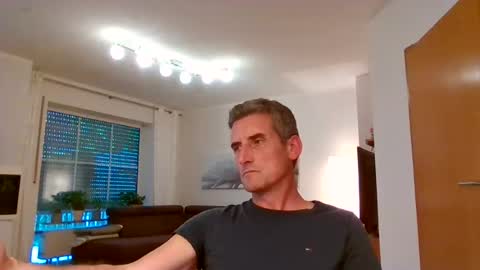 Snapshot of andre029 chatting on 07-24-26, 04:05 Name online show from 07-24-26, 04:05