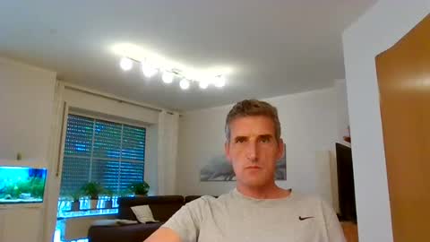 Snapshot of andre029 chatting on 07-26-26, 03:19 Name online show from 07-26-26, 03:19