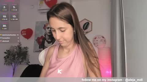 Snapshot of andre_sky_ chatting on 02-09-25, 11:15 A l e online show from 02-09-25, 11:15