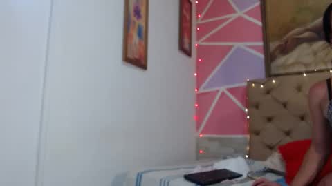 andrea ospina1 online show from 03-10-25, 08:45