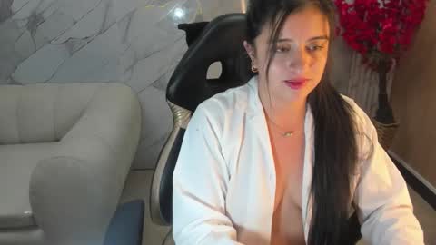 andrea_tasty_tf online show from 11-16-25, 12:49