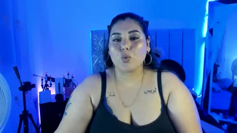 andreaakinky online show from 10-30-25, 08:16