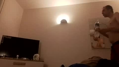 Snapshot of andreai1988 chatting on 08-03-26, 03:05 andreai1988 online show from 08-03-26, 03:05