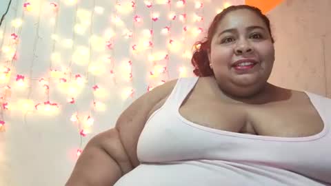 Snapshot of andrealopez1607 chatting on 08-04-26, 05:43 andrea lopez online show from 08-04-26, 05:43