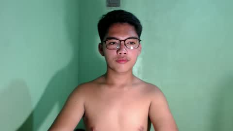 Snapshot of andreaobsessionxx chatting on 04-22-26, 12:28 andreaobsessionxx online show from 04-22-26, 12:28