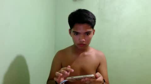 Snapshot of andreaobsessionxx chatting on 04-23-26, 12:29 andreaobsessionxx online show from 04-23-26, 12:29