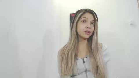 andreau 19 online show from 09-11-25, 01:44