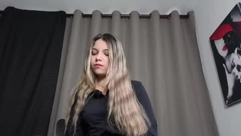 andreau 19 online show from 06-05-26, 01:28