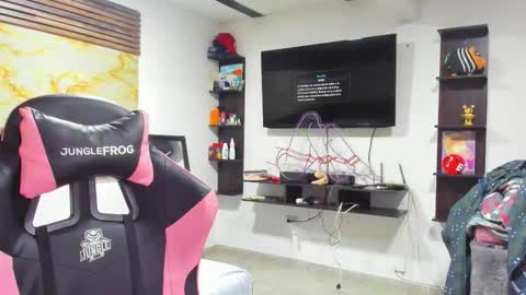 Snapshot of andrees_s chatting on 10-07-25, 03:14 andrees_s online show from 10-07-25, 03:14