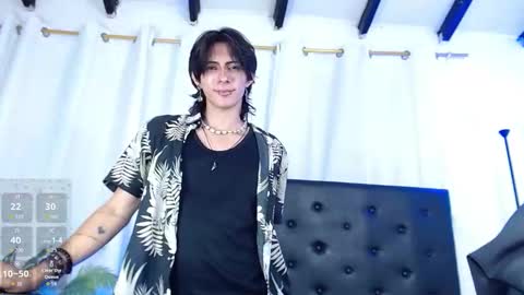 Snapshot of andreey50 chatting on 11-28-25, 03:04 Andrey online show from 11-28-25, 03:04