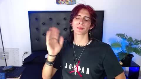 Snapshot of andreey50 chatting on 12-13-25, 09:09 Andrey online show from 12-13-25, 09:09