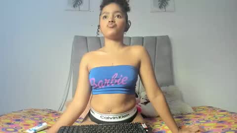 andreina_evans online show from 03-20-26, 04:39