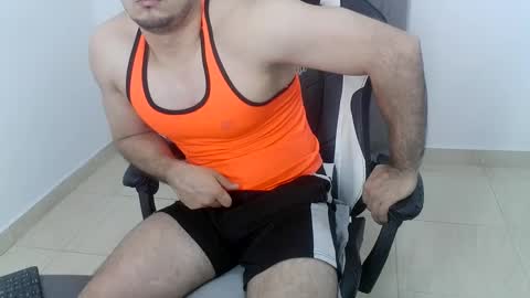 andres180950734 online show from 09-25-25, 11:30