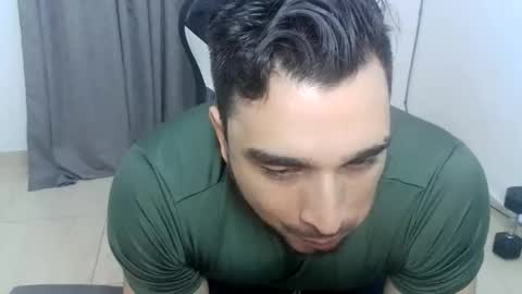 andres180950734 online show from 11-21-25, 11:25