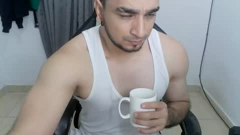 andres180950734 online show from 06-15-26, 11:01