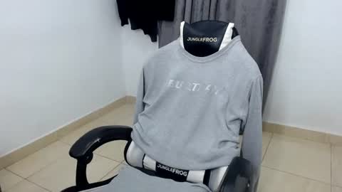 andres180950734 online show from 06-27-26, 10:53