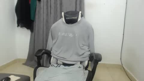 andres180950734 online show from 07-06-26, 11:18