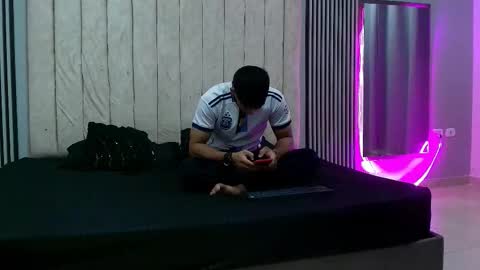 andres_stud online show from 09-22-25, 04:25