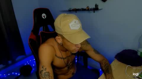 Snapshot of andres_white chatting on 02-02-26, 09:35 Andres white online show from 02-02-26, 09:35