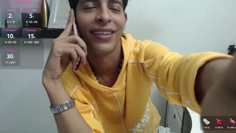 Snapshot of andrescoll25 chatting on 03-19-26, 05:22 andrescoll25 online show from 03-19-26, 05:22