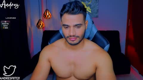 Snapshot of andresfiit chatting on 12-20-24, 03:25 Andres online show from 12-20-24, 03:25