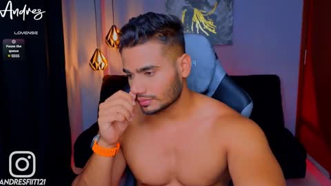 Snapshot of andresfiit chatting on 01-19-25, 03:29 Andres online show from 01-19-25, 03:29