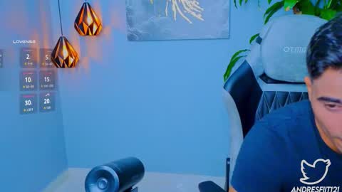 Snapshot of andresfiit chatting on 09-18-25, 02:13 Andres online show from 09-18-25, 02:13