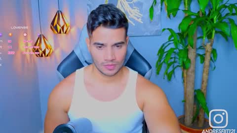 Snapshot of andresfiit chatting on 10-03-25, 02:08 Andres online show from 10-03-25, 02:08