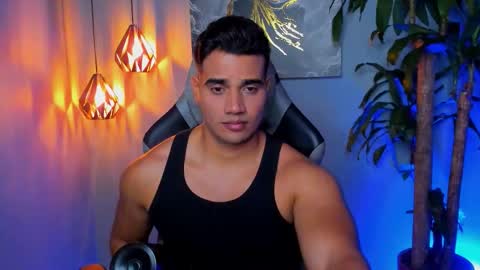 Snapshot of andresfiit chatting on 11-03-25, 12:35 Andres online show from 11-03-25, 12:35