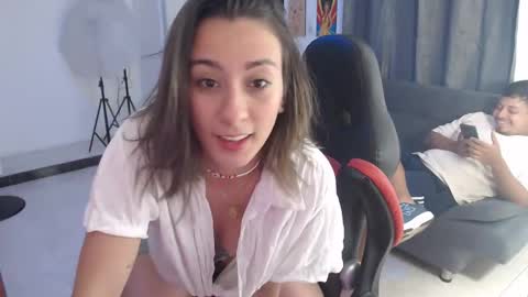 Isa  --------- online show from 10-05-25, 12:53