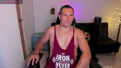 Andreslush04 online show from 05-17-26, 12:52