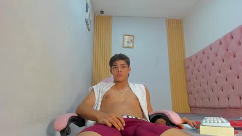 Snapshot of andresprime01 chatting on 01-13-26, 06:51 andresprime01 online show from 01-13-26, 06:51