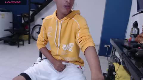Snapshot of andressdean chatting on 12-09-24, 11:13 Andres Dean online show from 12-09-24, 11:13