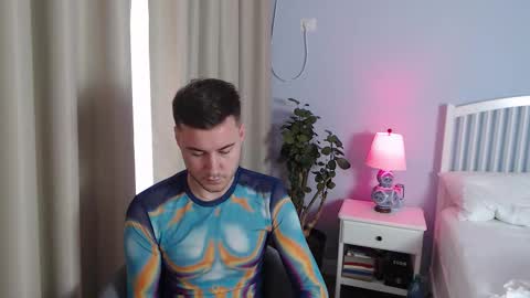 Snapshot of andrew2305 chatting on 10-12-25, 09:08 Justin Andrew online show from 10-12-25, 09:08