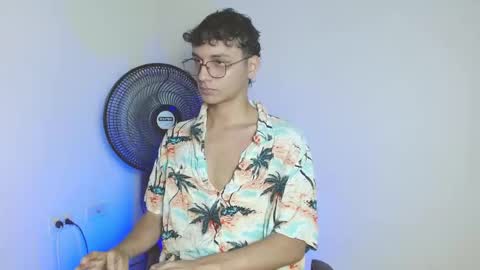 Snapshot of andrew_dann chatting on 11-15-25, 08:38 andres online show from 11-15-25, 08:38