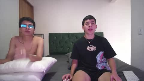 andrew restrepo online show from 10-12-25, 09:14