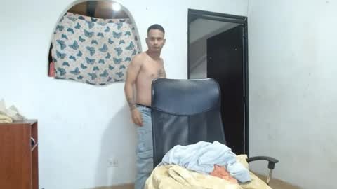 andrew online show from 04-12-26, 07:52