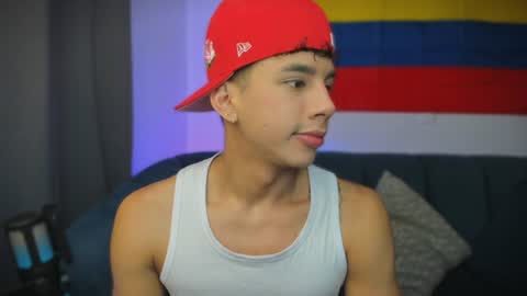 Snapshot of andrew_twink18 chatting on 06-13-26, 01:42 Andrew M. online show from 06-13-26, 01:42