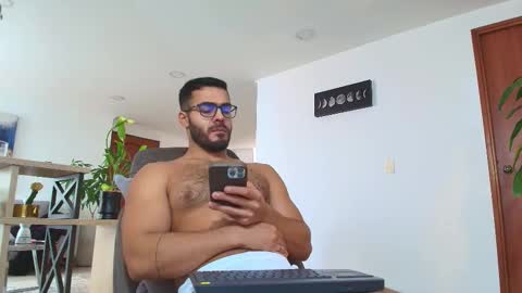 ANDREW WEST online show from 10-15-25, 01:55